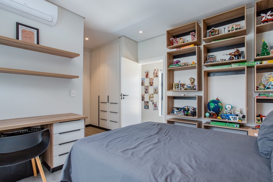 6 Bedroom Property for Sale in Pearl Valley at Val de Vie Western Cape